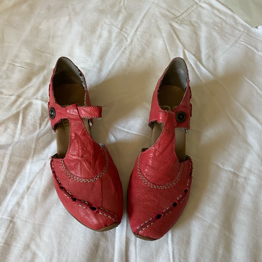 Reiker T Bar shoes, red, size 38/7